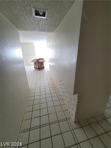 1710 Shadow Mountain Place, Las Vegas, NV 89108