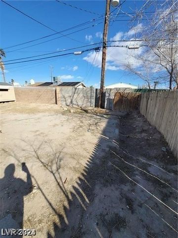 1710 Shadow Mountain Place, Las Vegas, NV 89108