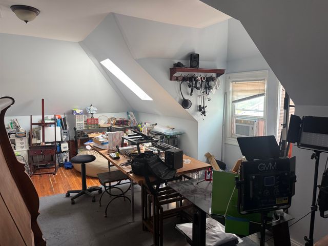 60 STERLING AVE, Weehawken, NJ 07086