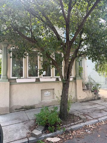 60 STERLING AVE, Weehawken, NJ 07086