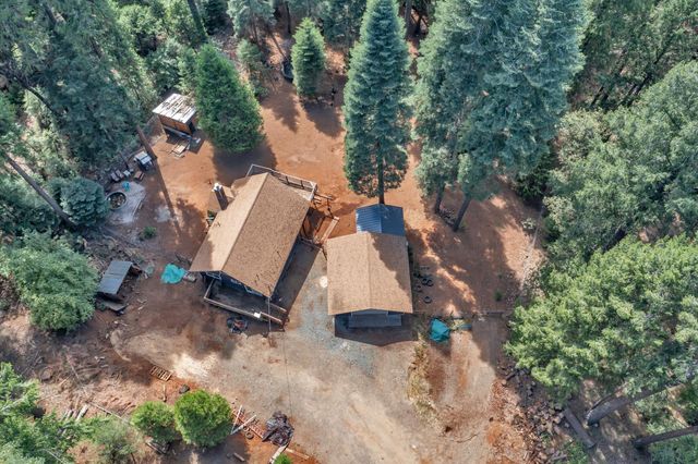 2280 Dogwood Ln, Pollock Pines, CA 95726