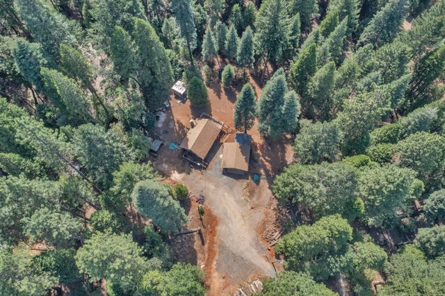 2280 Dogwood Ln, Pollock Pines, CA 95726