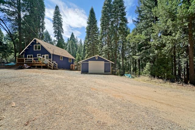 2280 Dogwood Ln, Pollock Pines, CA 95726