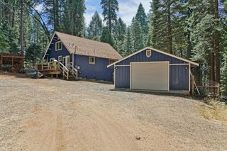 2280 Dogwood Ln, Pollock Pines, CA 95726