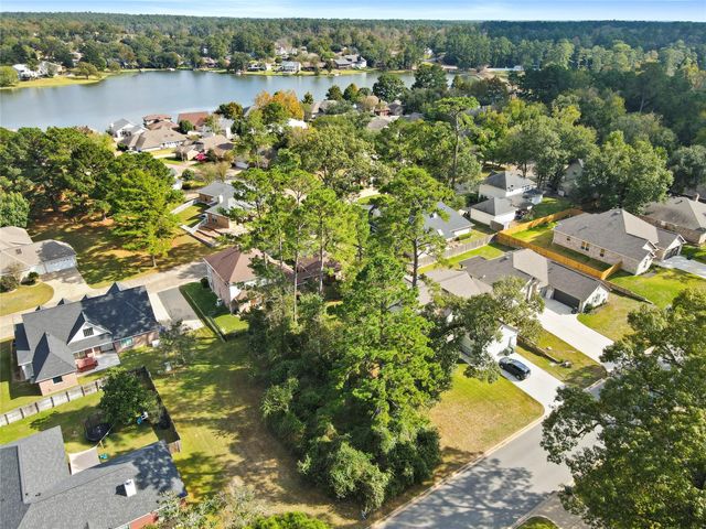 1454 River Oaks Drive, Huntsville, TX 77340