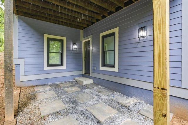369 Hopkins St SW, Atlanta, GA 30310