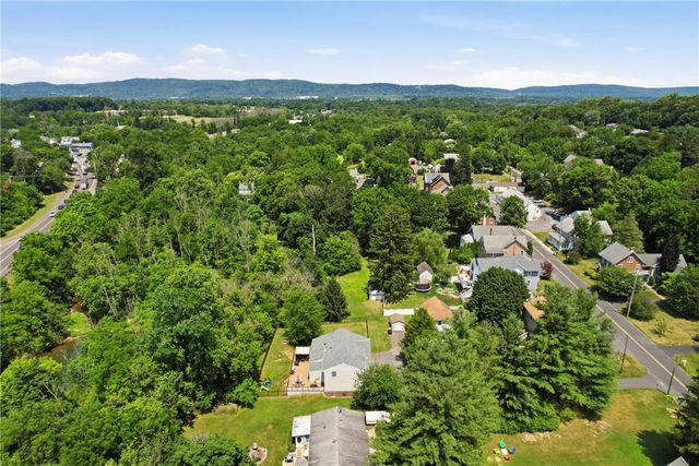 6354 New Street, Upper Saucon Twp, PA 18034