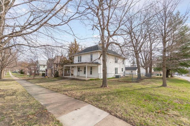 1622 Franklin Street, Cedar Falls, IA 50613