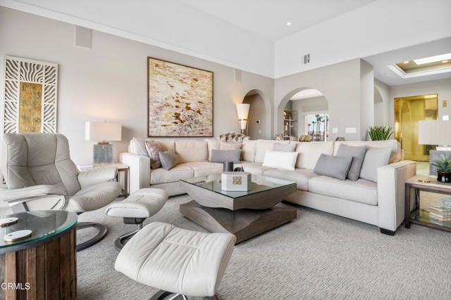 1758 Emerald Isle Way, Oxnard, CA 93035