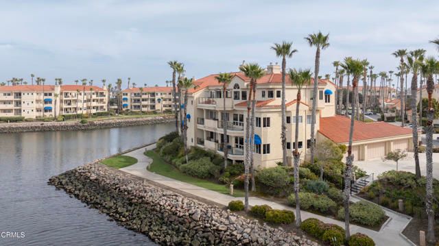 1758 Emerald Isle Way, Oxnard, CA 93035