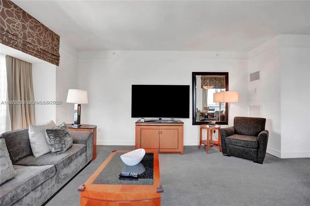1435 Brickell Avenue 3212, Miami, FL 33131