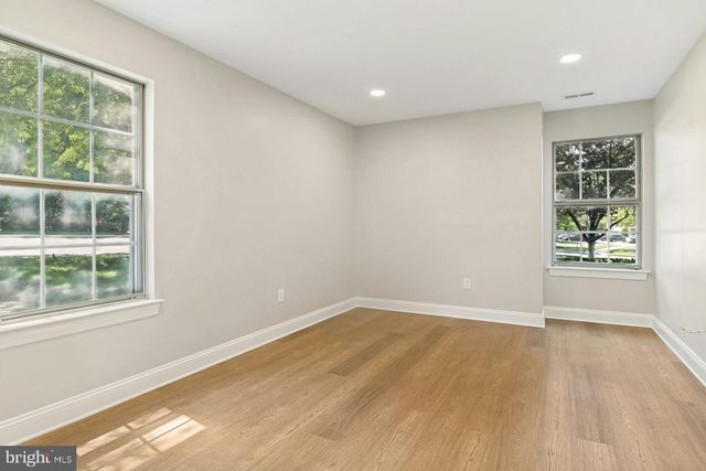366 TAVISTOCK, Cherry Hill, NJ 08034