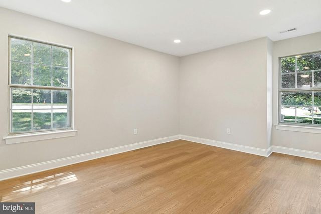 366 TAVISTOCK, Cherry Hill, NJ 08034