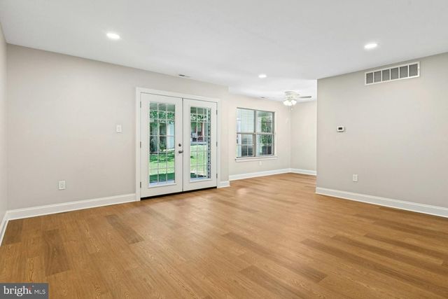 366 TAVISTOCK, Cherry Hill, NJ 08034