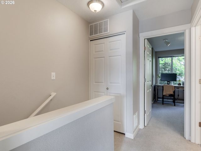 15050 Sw WARBLER Way 102, Beaverton, OR 97007