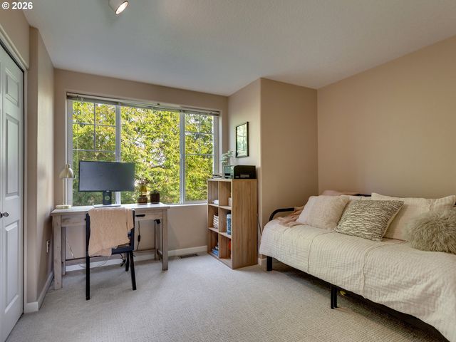 15050 Sw WARBLER Way 102, Beaverton, OR 97007