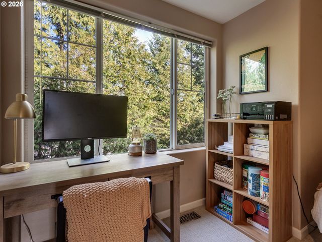 15050 Sw WARBLER Way 102, Beaverton, OR 97007