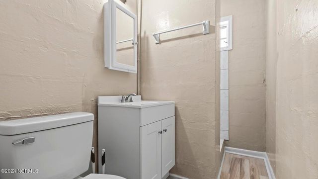 300 Richlands Avenue 2, Jacksonville, NC 28540