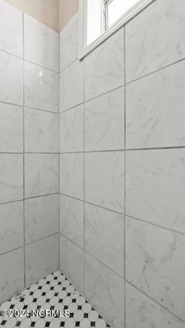 300 Richlands Avenue 2, Jacksonville, NC 28540