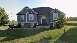 1001 SW Powell Drive, Oak Grove, MO 64075