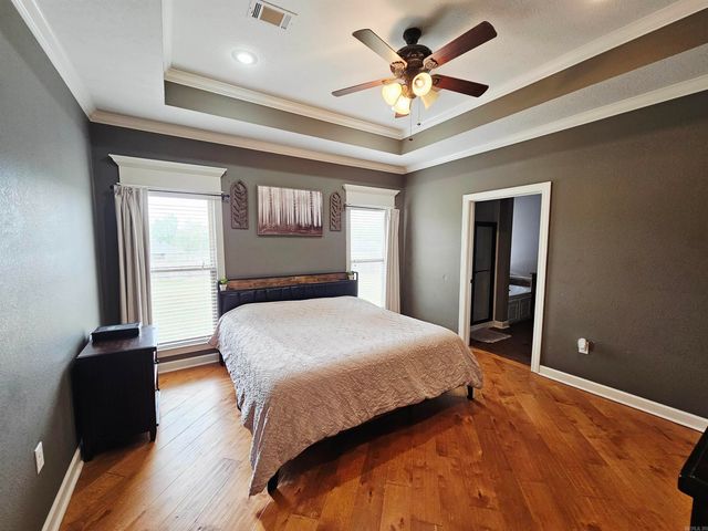 1 Corbin Cove, Greenbrier, AR 72058