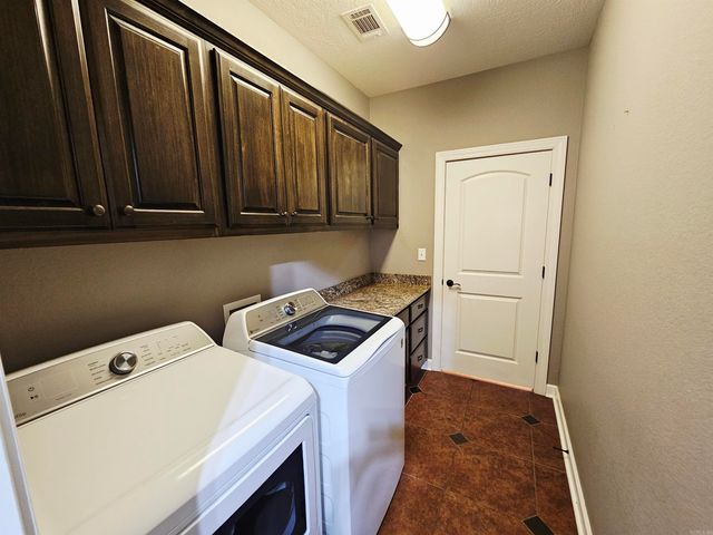1 Corbin Cove, Greenbrier, AR 72058