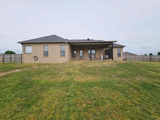 1 Corbin Cove, Greenbrier, AR 72058