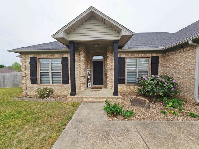 1 Corbin Cove, Greenbrier, AR 72058