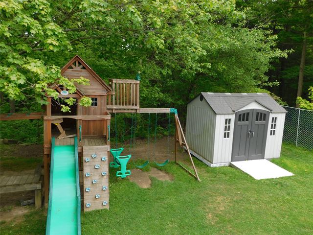 8823 KIRSCH Road, Greene, PA 16510