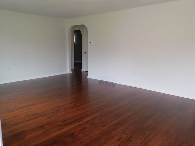 8823 KIRSCH Road, Greene, PA 16510