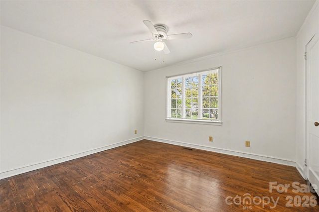 1811 Lynnwood Drive, Charlotte, NC 28209