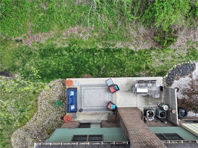 136 Glenwood Dr, Monroeville, PA 15146