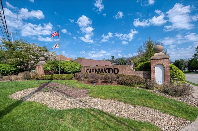 136 Glenwood Dr, Monroeville, PA 15146