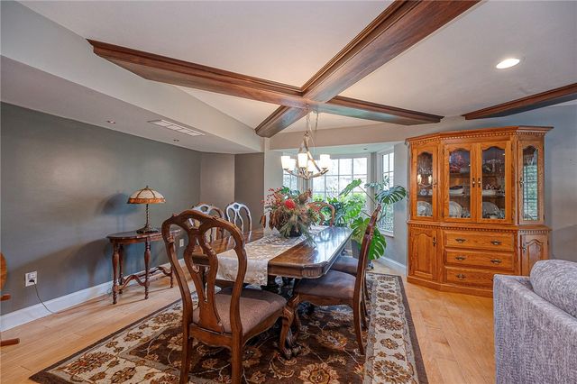 136 Glenwood Dr, Monroeville, PA 15146