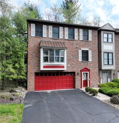136 Glenwood Dr, Monroeville, PA 15146