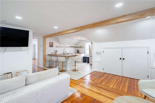 49 Wealth Avenue, Providence, RI 02908