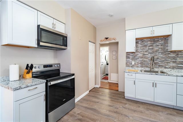 49 Wealth Avenue, Providence, RI 02908