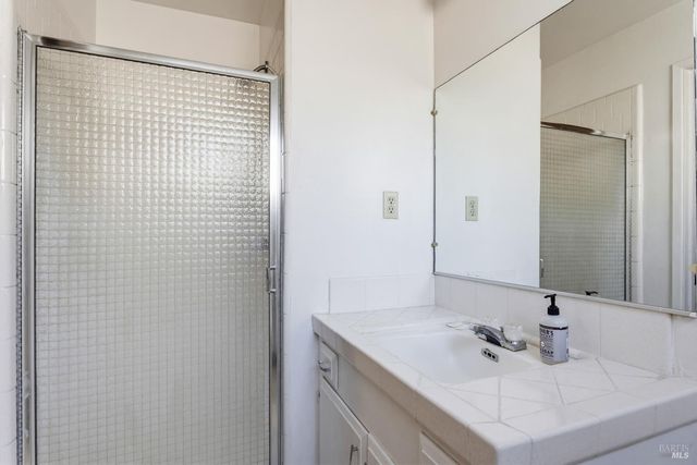 155 Foothill Ct, Ukiah, CA 95482