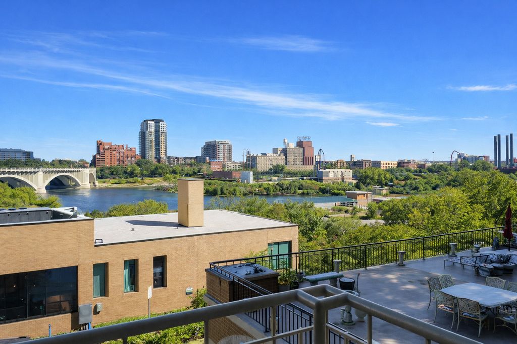401 S 1st Street 209, Minneapolis, MN 55401 — exterior