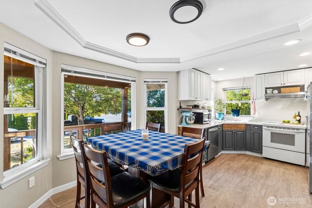 100 S 28th Street, Mount Vernon, WA 98274