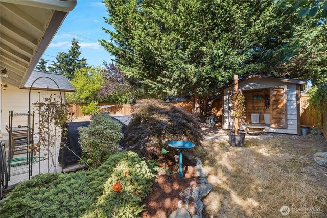 100 S 28th Street, Mount Vernon, WA 98274