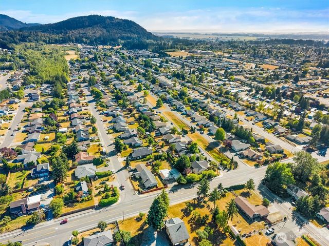 100 S 28th Street, Mount Vernon, WA 98274