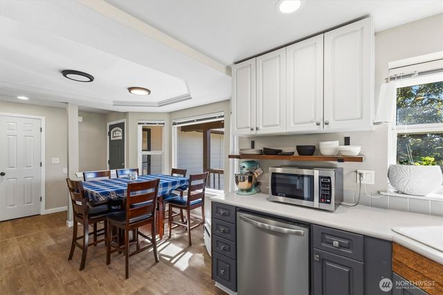 100 S 28th Street, Mount Vernon, WA 98274