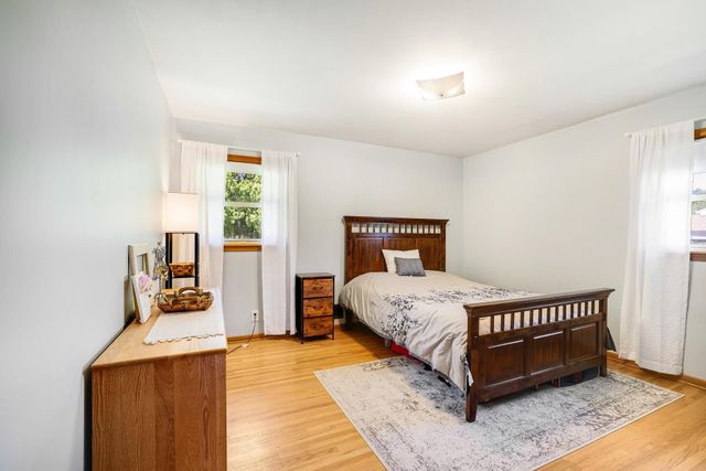 3609 Violet Avenue N, Brooklyn Center, MN 55429