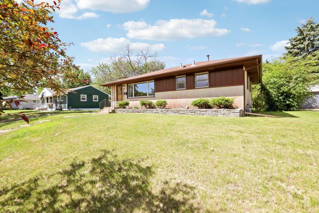3609 Violet Avenue N, Brooklyn Center, MN 55429