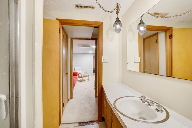 3609 Violet Avenue N, Brooklyn Center, MN 55429