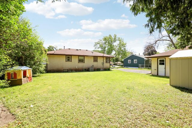 3609 Violet Avenue N, Brooklyn Center, MN 55429