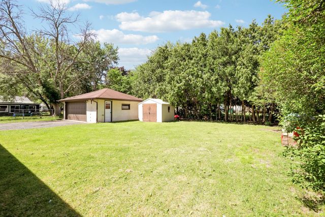 3609 Violet Avenue N, Brooklyn Center, MN 55429