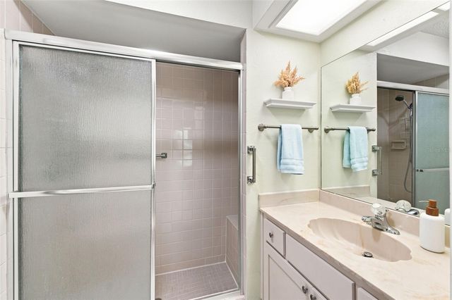 6695 PIN OAK COURT, Spring Hill, FL 34606