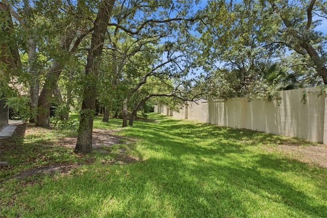 6695 PIN OAK COURT, Spring Hill, FL 34606